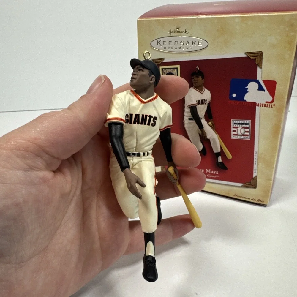Hallmark Keepsake Ornament 2004 MLB San Francisco Giants Willie Mays